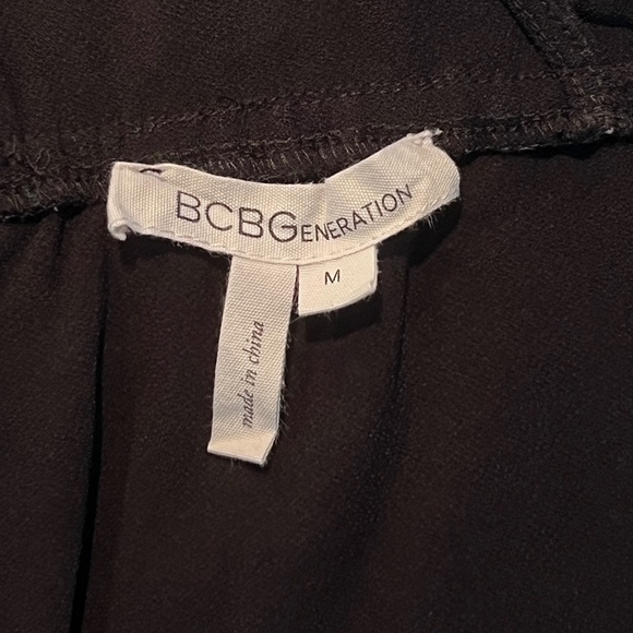 BCBG Open Back Stretch Crepe LBD - Picture 8 of 8